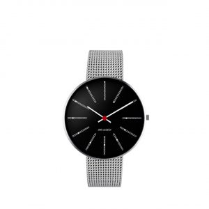 ARNE JACOBSEN Bankers 40mm sort skive, stål mesh lænke