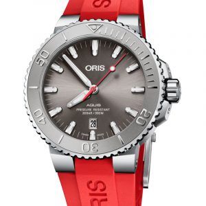 ORIS AQUIS DATE automatik armbåndsur med grå skive og rød gummirem