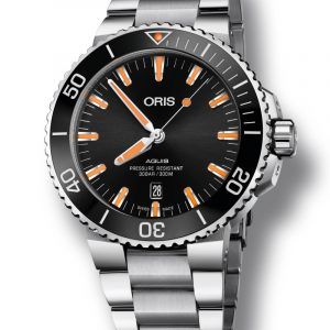 ORIS AQUIS DATE automatik armbåndsur med sort skive med lænke